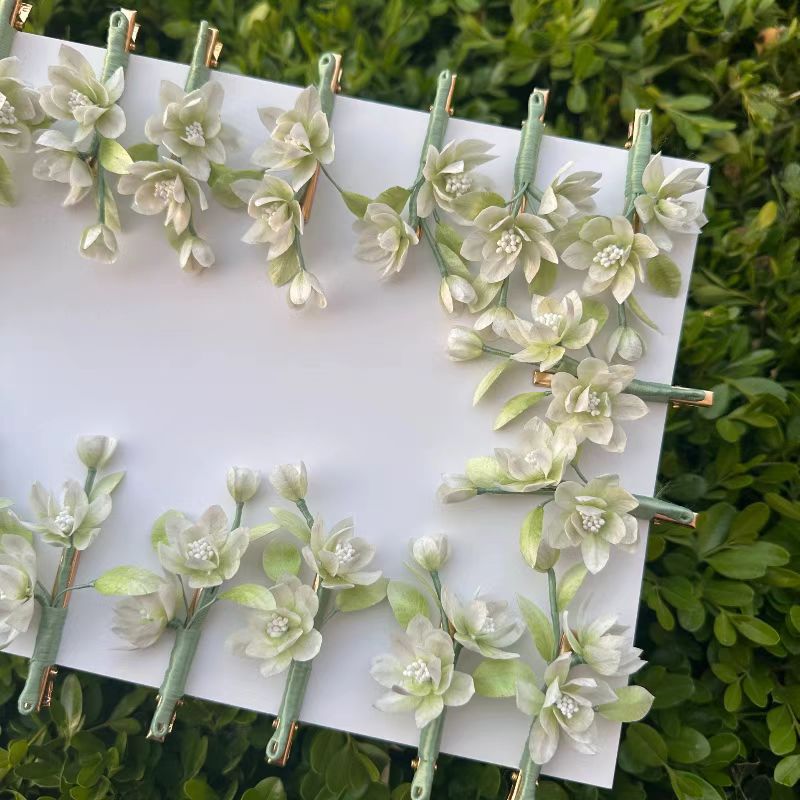 Ronghua Hairpin, light green flower
