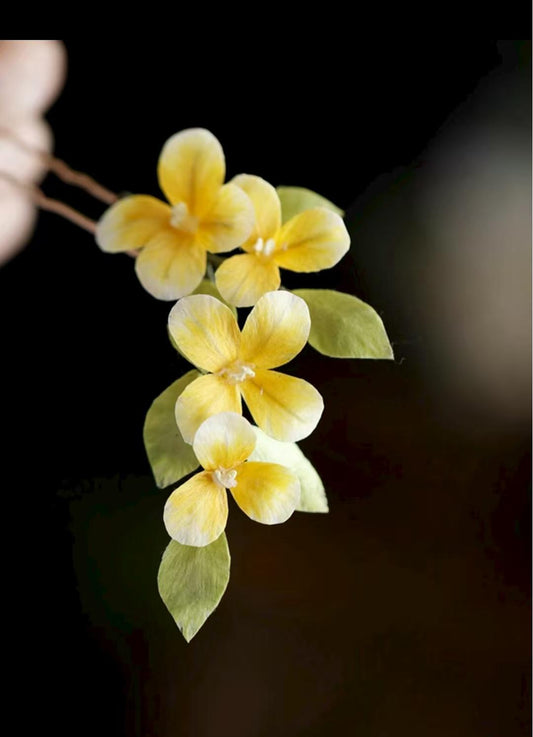 Small Yellow Flower Hairpin